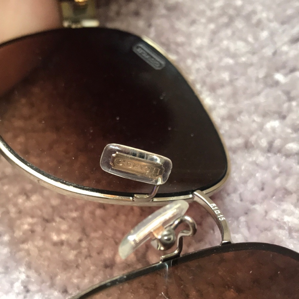 Authentic Coach Sunglasses w/Case & Cleaning Cloth - Picture 7 of 8